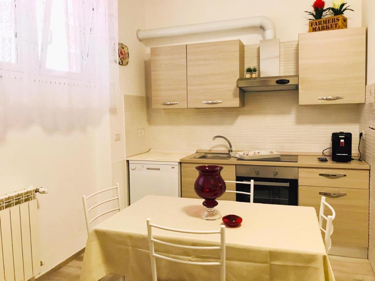 Appartamento Per Mare O Centro Storico Di Roma Lido di Ostia Exterior photo